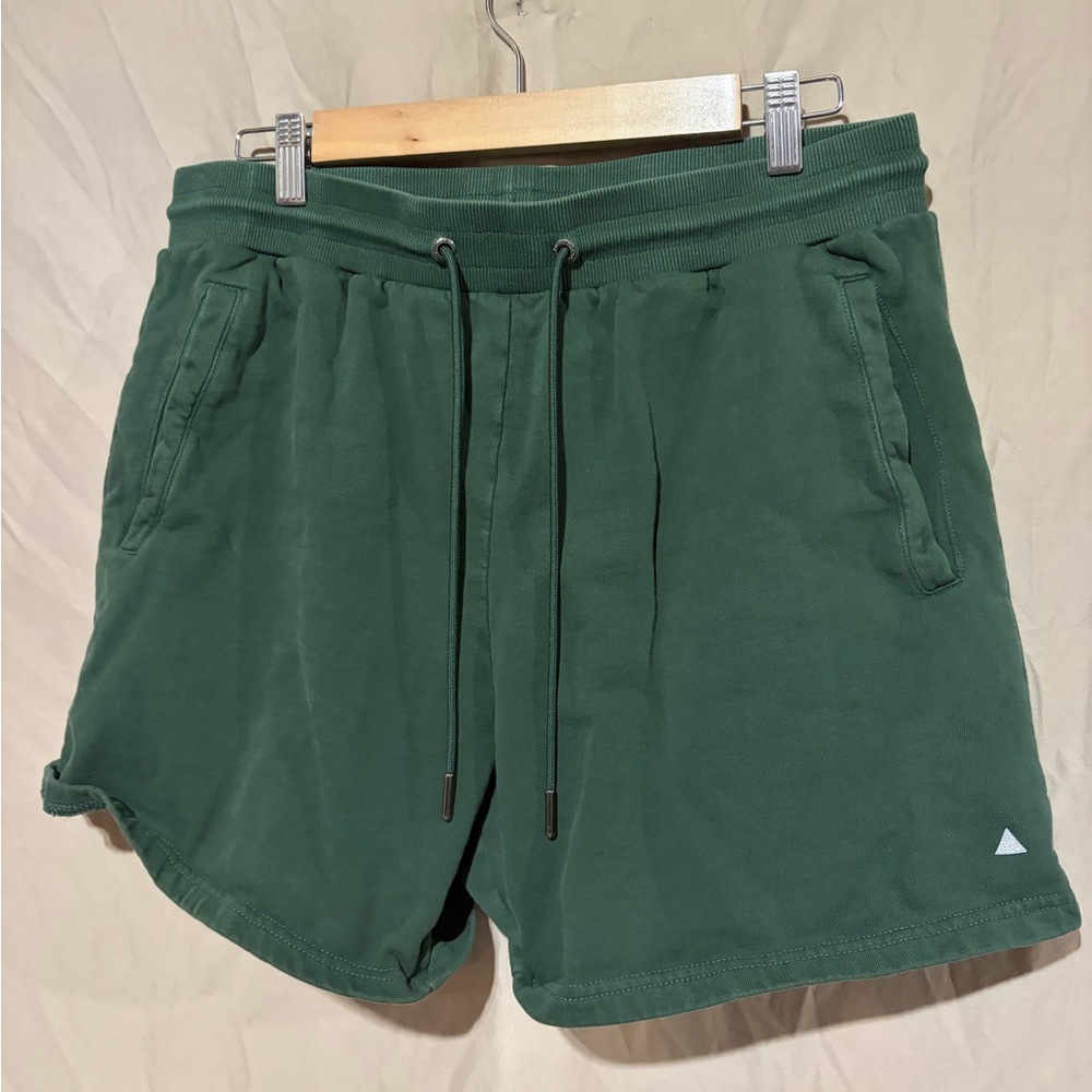 Balance athletica shorts